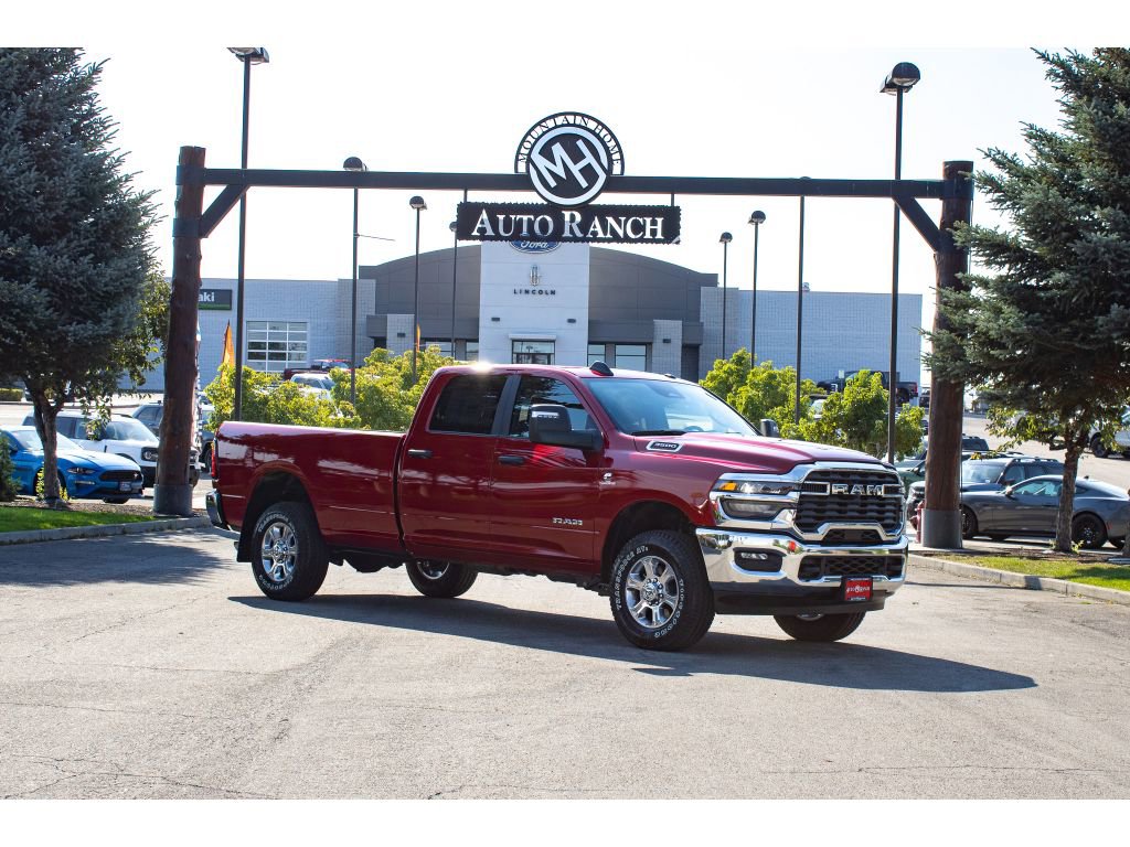New 2025 RAM 3500 Big Horn