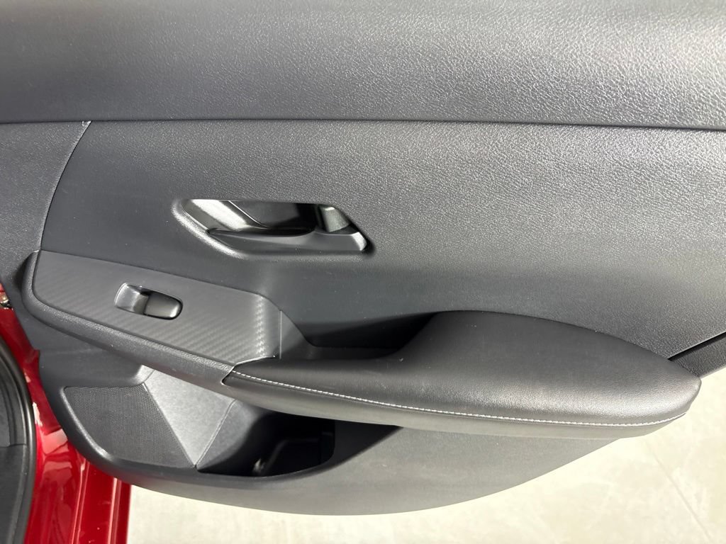 Used 2024 Nissan Sentra SV FWD image 21
