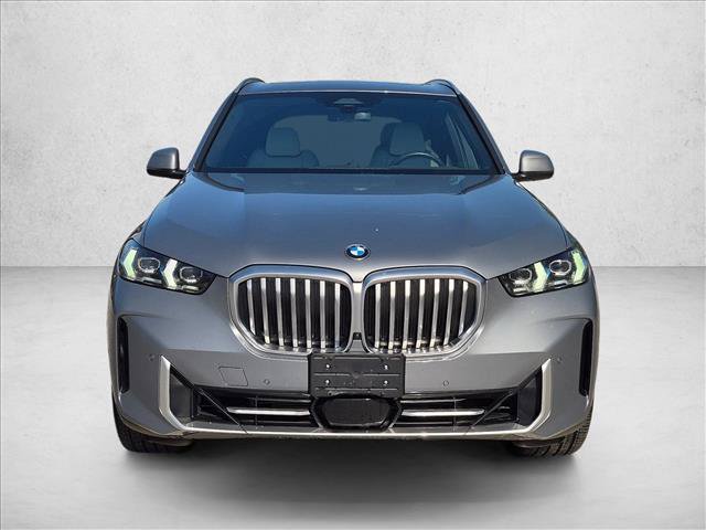 Used 2024 BMW X5 xDrive40i w/ Premium Package AWD/4WD image 2