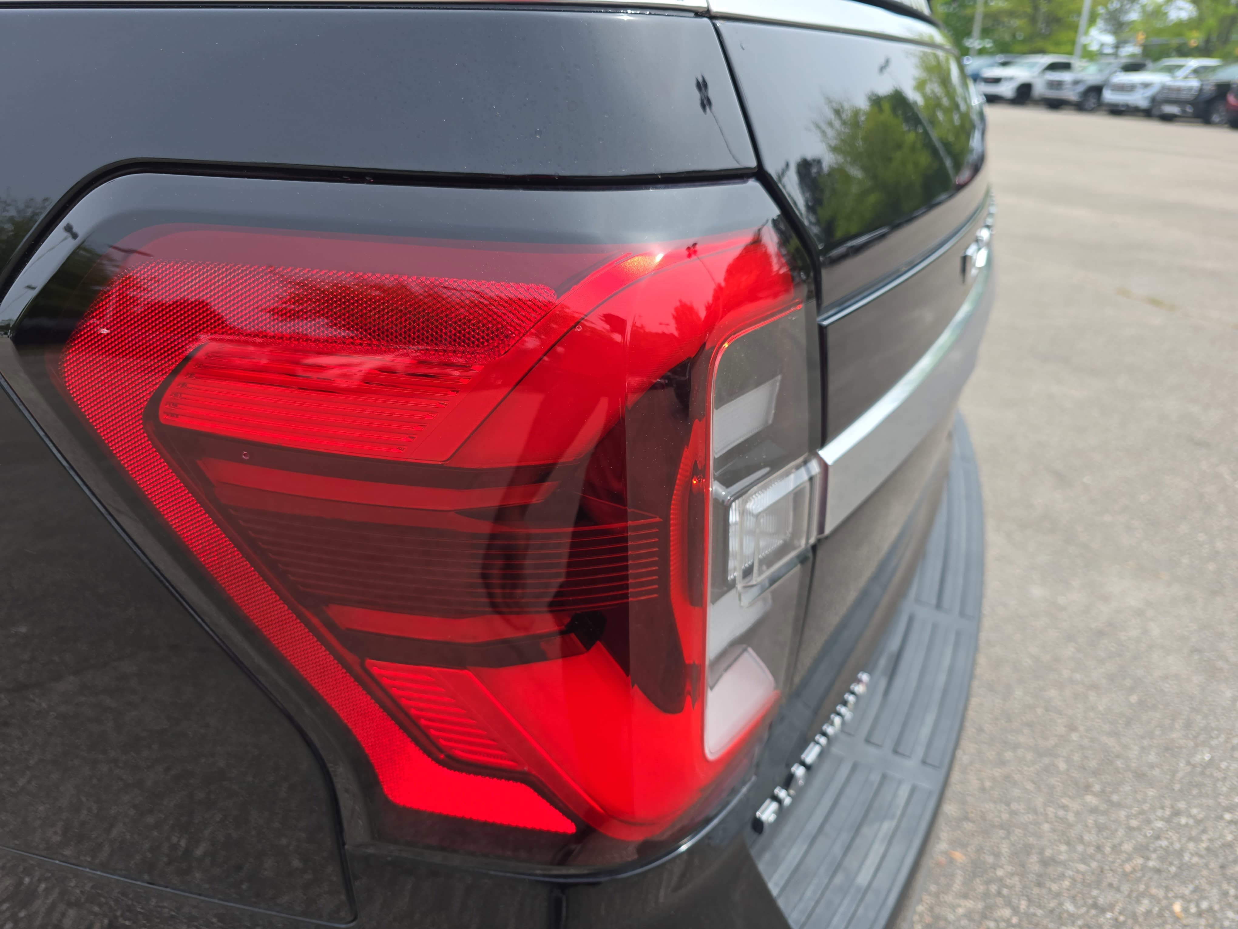 Used 2022 Ford Expedition Max Platinum image 36