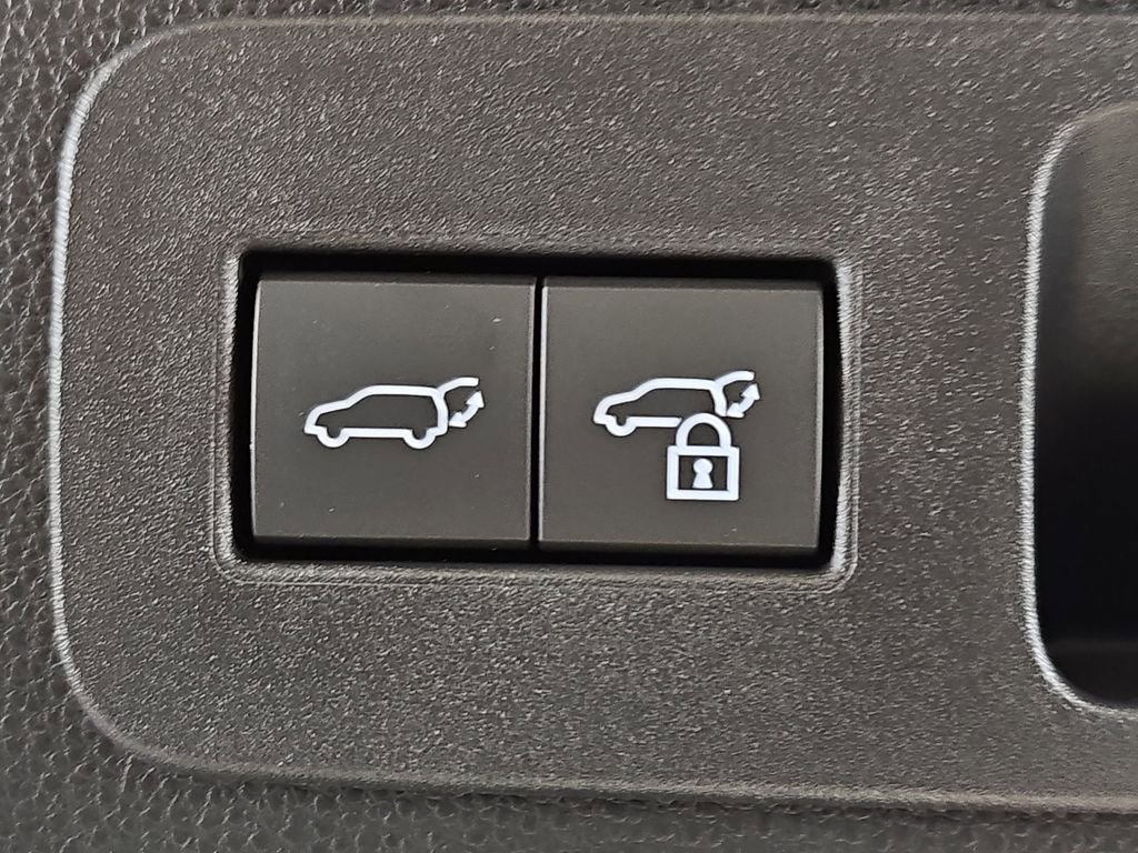New 2026 Lexus LX 700h Luxury AWD/4WD image 13