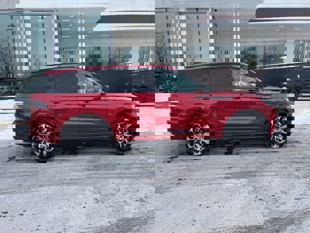 Used 2025 Lincoln Aviator AWD w/ Jet Appearance Package image 9