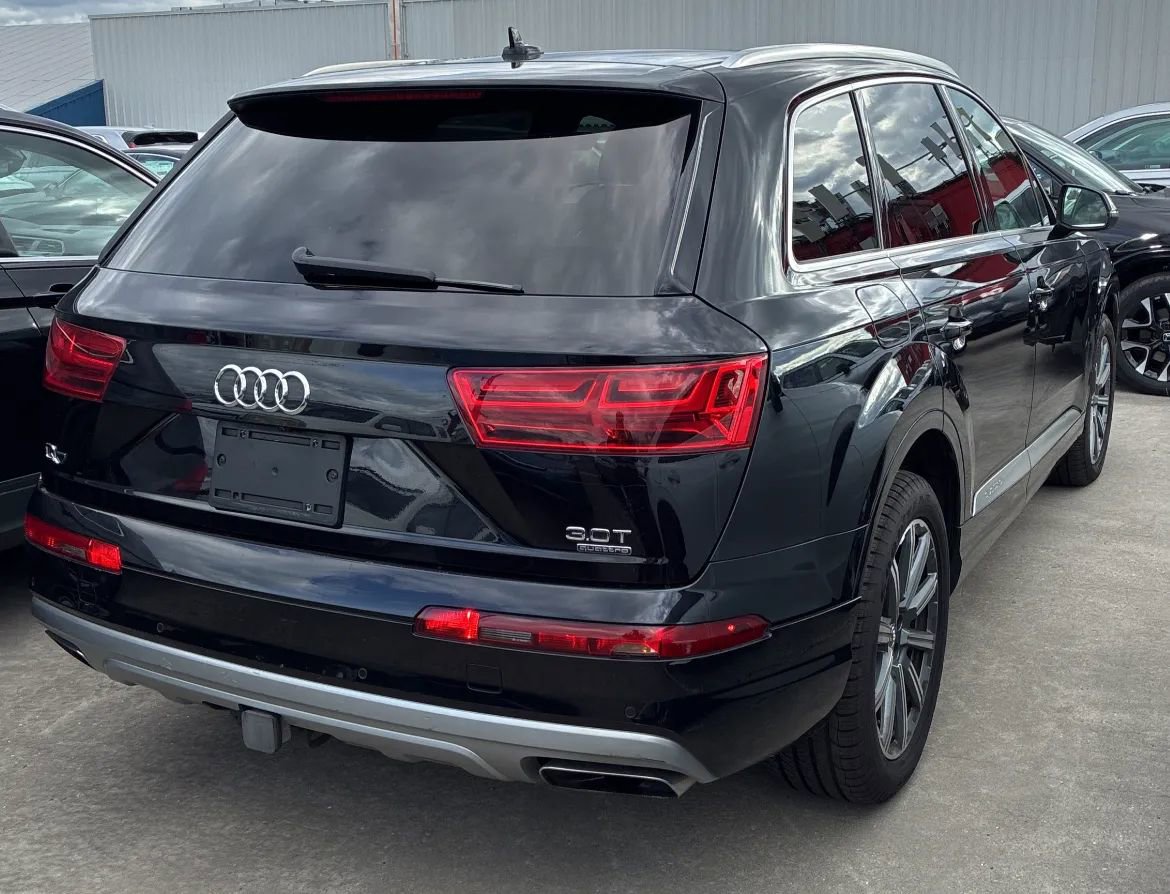 Used 2018 Audi Q7 3.0T Premium Plus w/ Premium Plus Package image 4