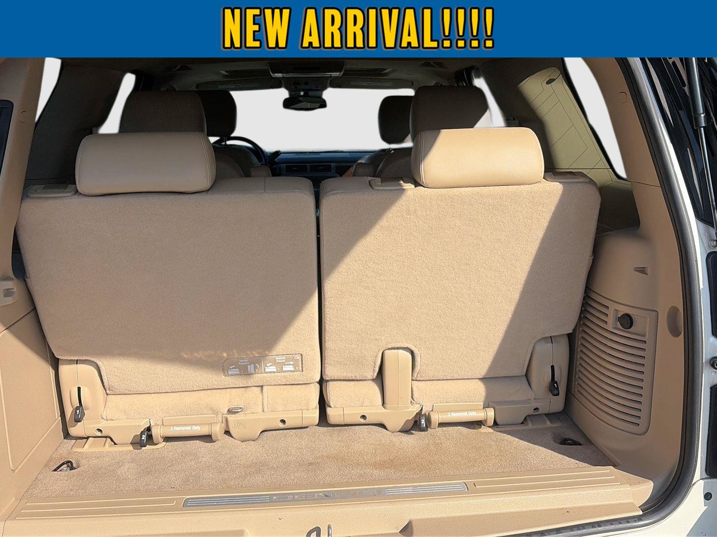 Used 2013 GMC Yukon Denali AWD/4WD image 9
