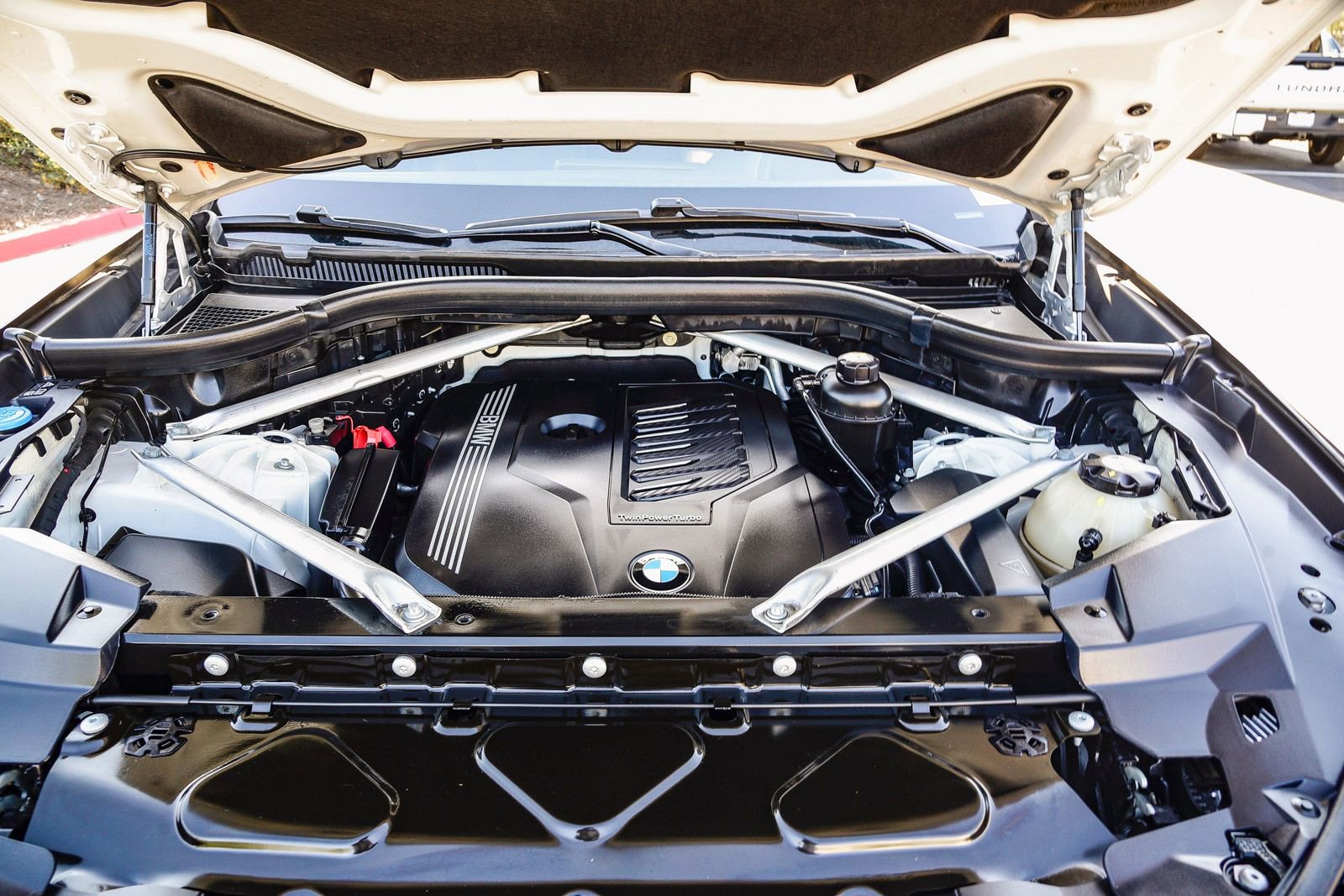 Used 2020 BMW X5 xDrive40i w/ Premium Package image 32