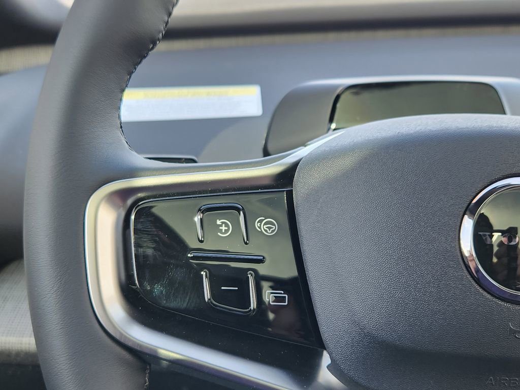 New 2026 Volvo EX30 Ultra w/ Climate Package image 17