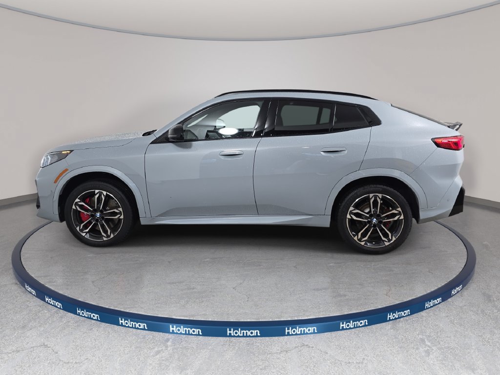 New 2026 BMW X2 xDrive28i w/ Technology Package AWD/4WD image 8