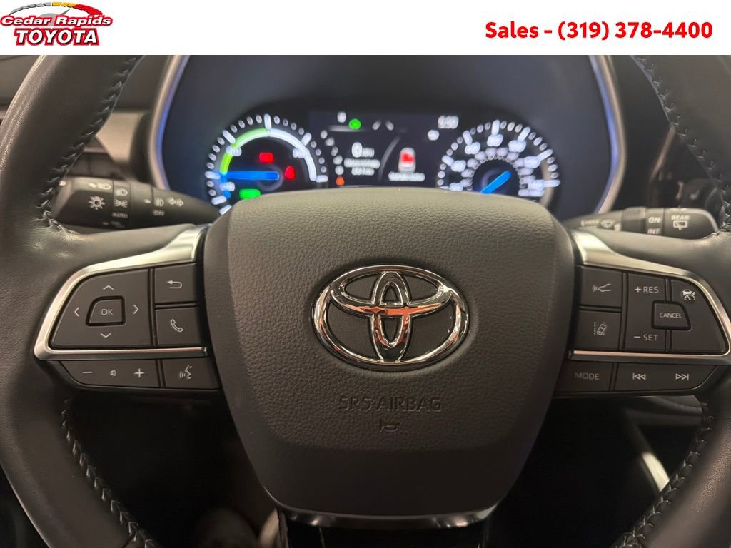 Certified 2021 Toyota Highlander XLE image 16