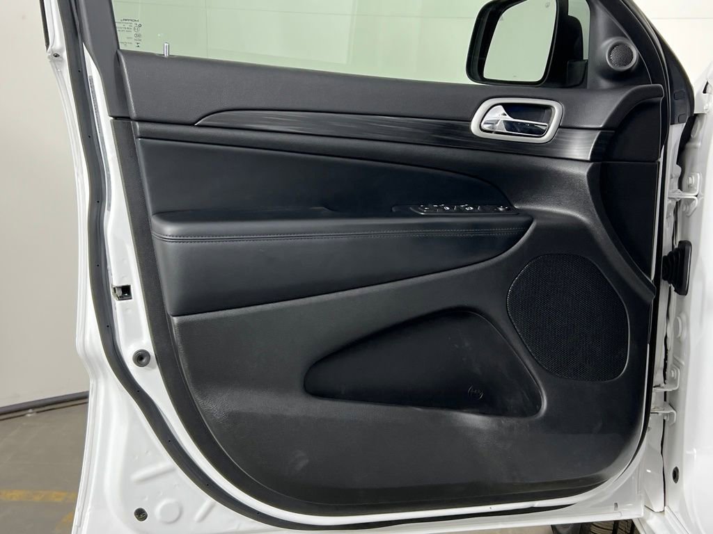 Used 2021 Jeep Grand Cherokee Laredo X image 60