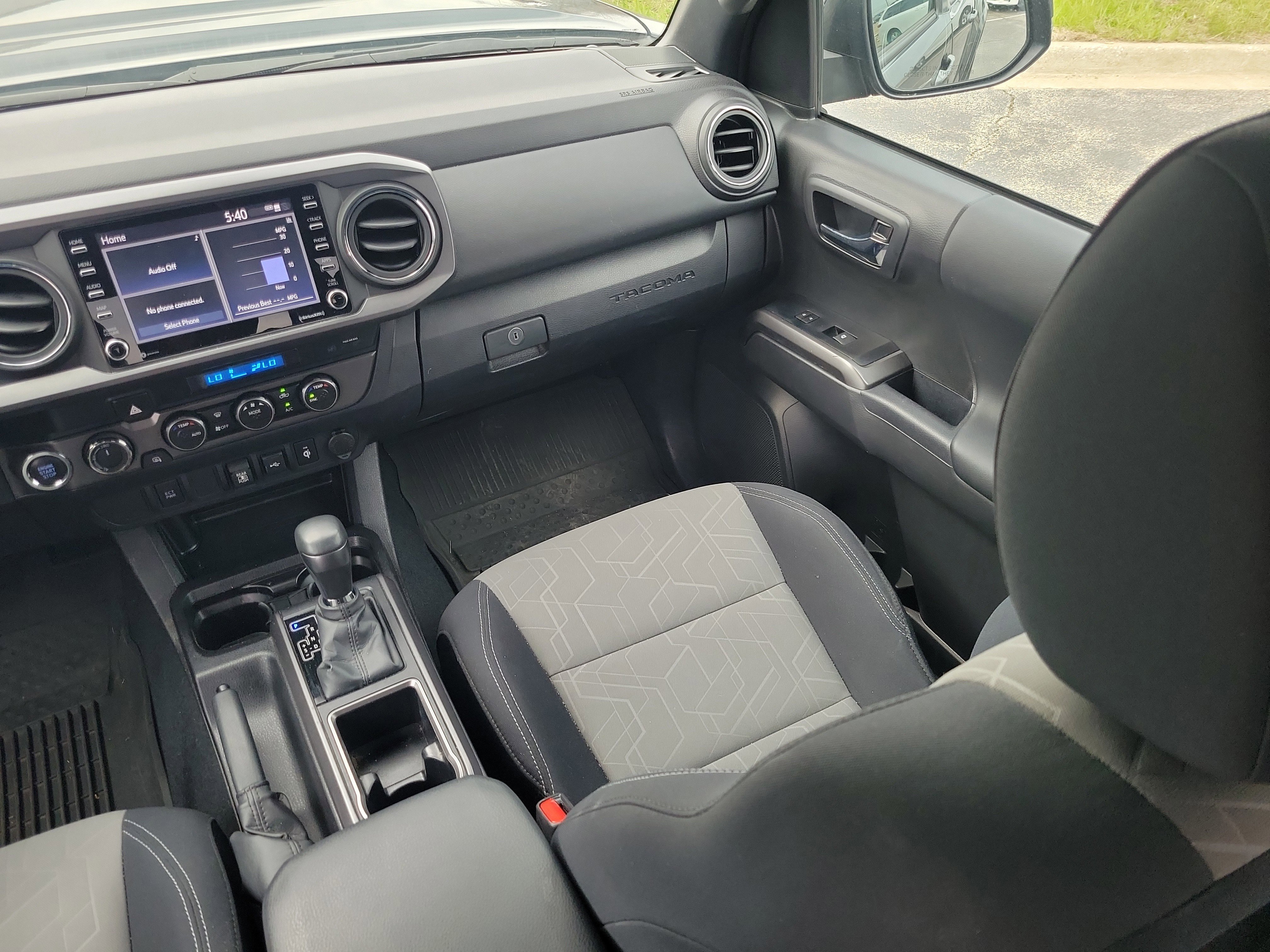 Used 2023 Toyota Tacoma TRD Sport image 13