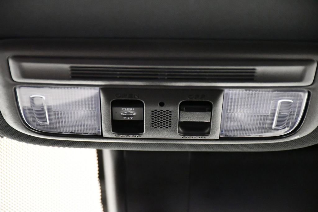 Used 2020 Honda Civic Touring image 18