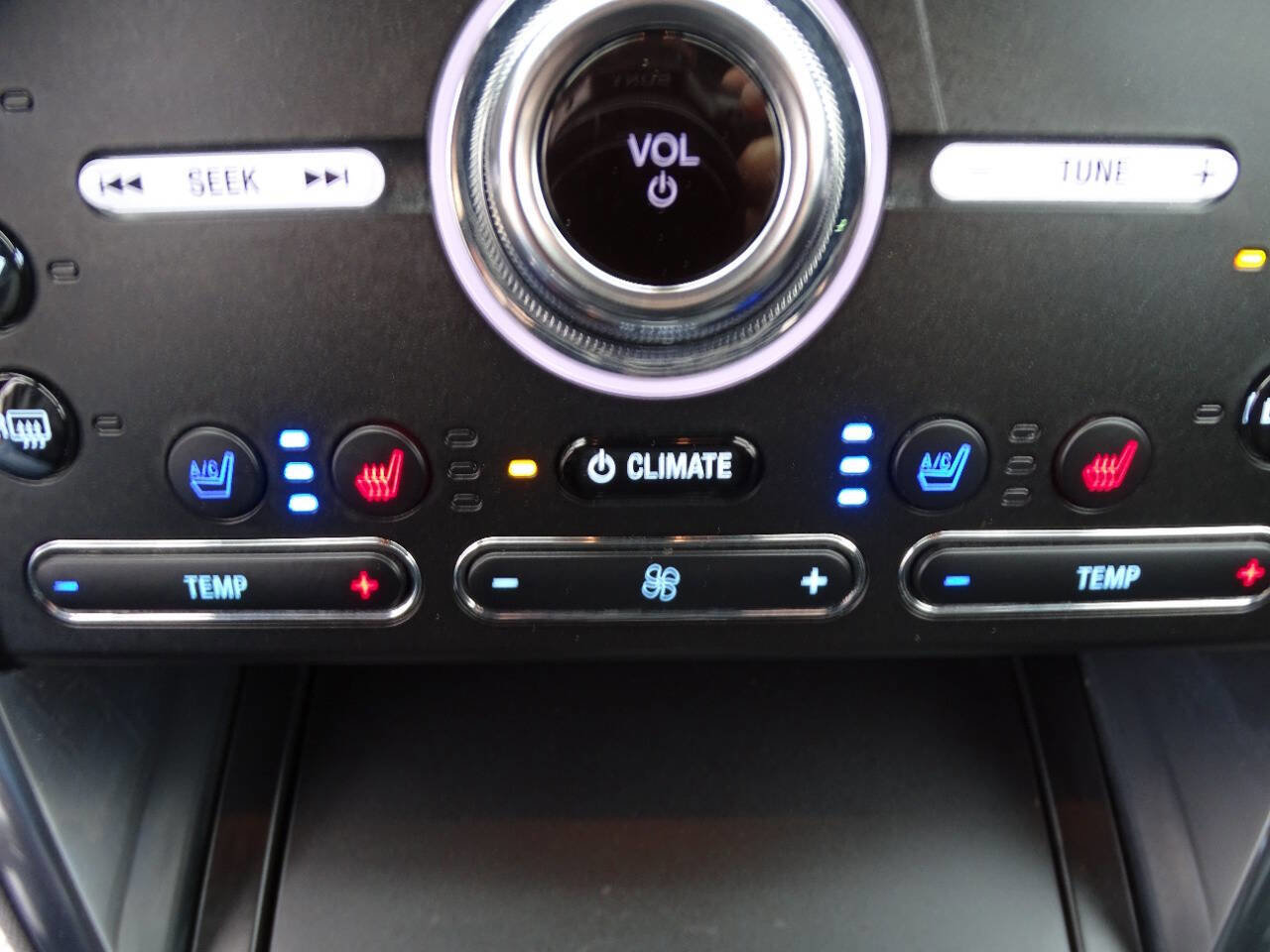 Used 2019 Ford Explorer Sport AWD/4WD image 33