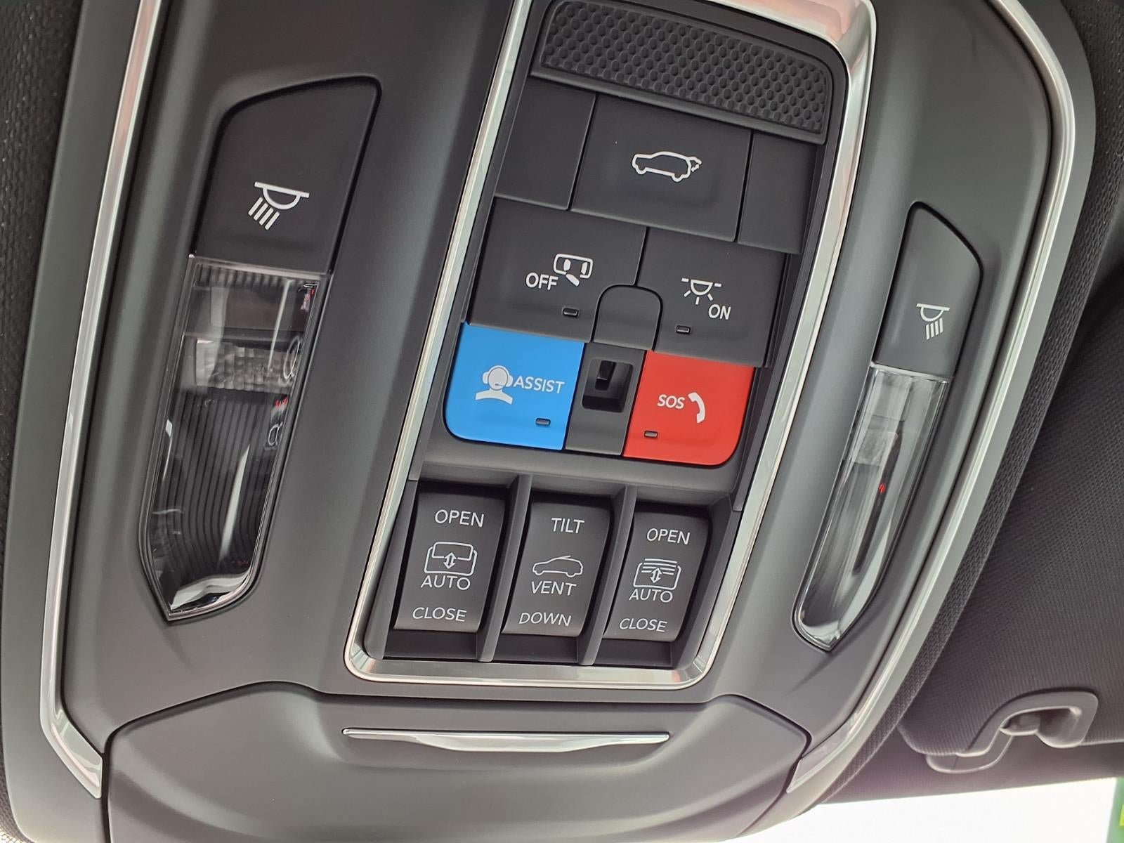 Used 2026 Jeep Cherokee Overland w/ Advanced Pro Tech Group AWD/4WD image 16