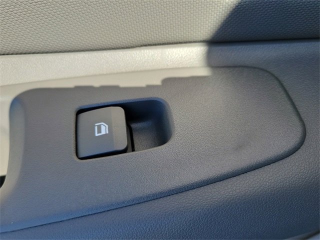 Used 2025 Hyundai Elantra Sport image 14