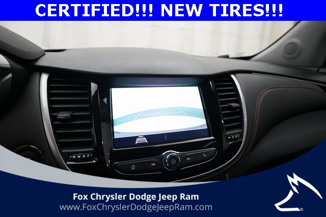 Used 2022 Chevrolet Trax LT w/ LT Convenience Package image 19