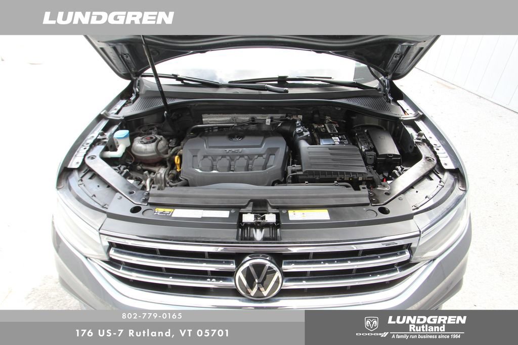 Used 2022 Volkswagen Tiguan SE image 34