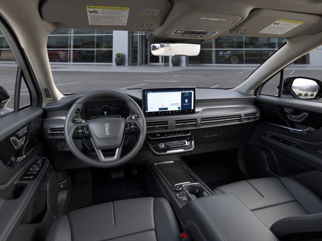 New 2025 Lincoln Corsair AWD image 9