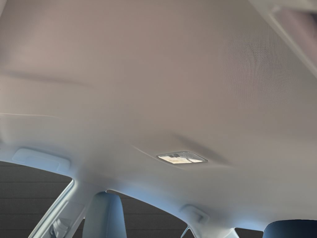 Used 2017 Toyota Corolla LE w/ LE Premium Package FWD image 11