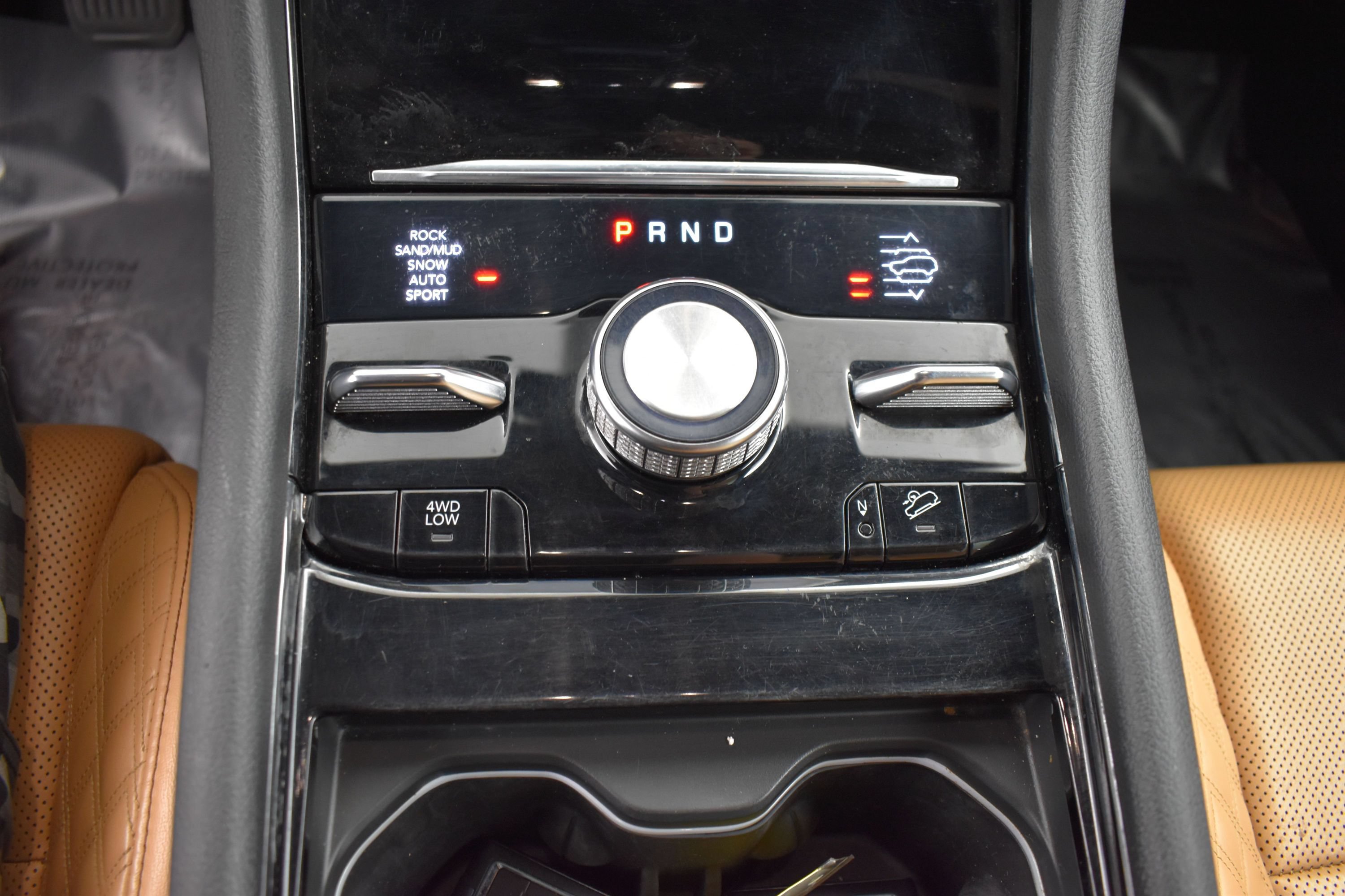 Used 2022 Jeep Grand Cherokee Summit w/ Advanced Protech Group IV AWD/4WD image 12
