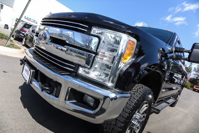 Used 2017 Ford F350 Lariat w/ Lariat Ultimate Package AWD/4WD image 39