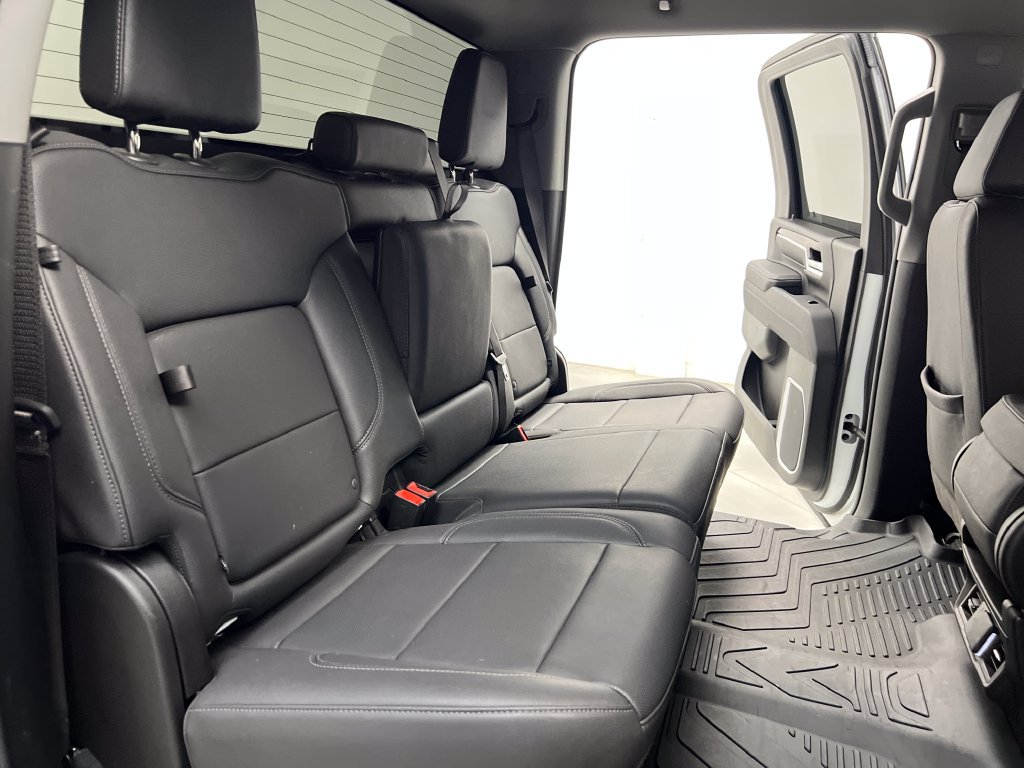 Used 2025 GMC Sierra 2500 SLT AWD/4WD image 21