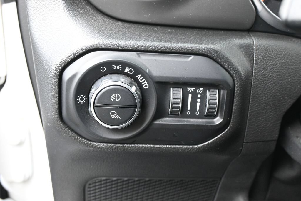 Used 2021 Jeep Gladiator Sport AWD/4WD image 14