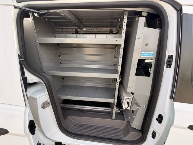 Used 2020 Ford Transit Connect XL image 28