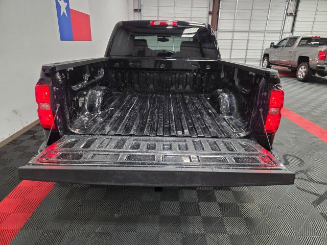 Used 2018 Chevrolet Silverado 1500 LT w/ LT Eassist Package AWD/4WD image 29