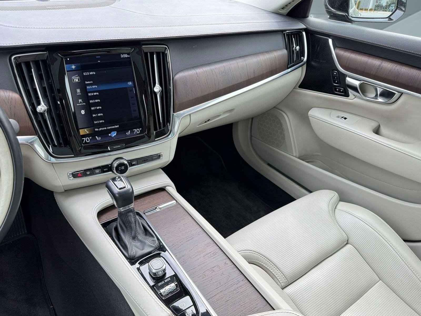 Used 2021 Volvo S90 T6 Inscription image 27