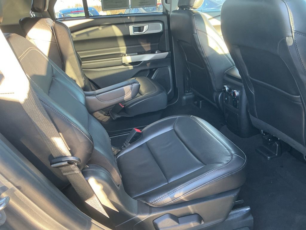 Used 2023 Ford Explorer Limited w/ Equipment Group 301A image 20