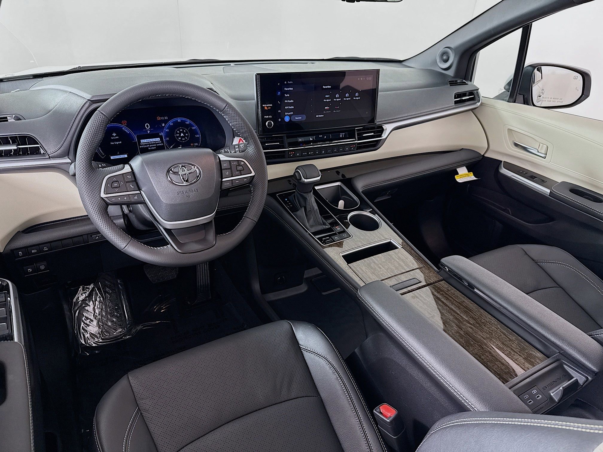 Certified 2026 Toyota Sienna Limited image 19