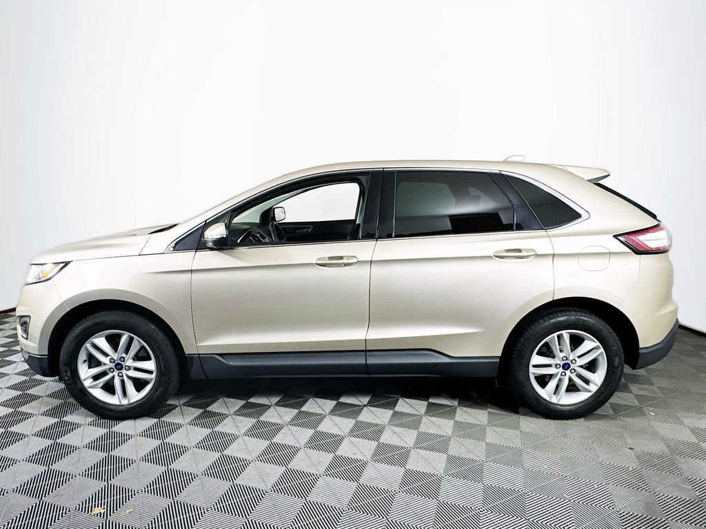Used 2018 Ford Edge SEL AWD/4WD image 4