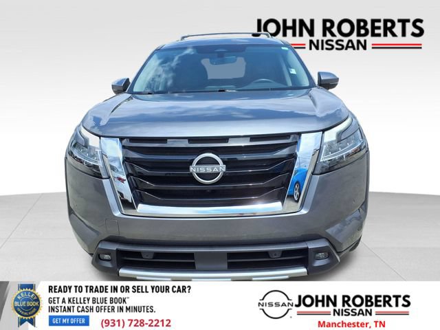 Used 2023 Nissan Pathfinder SL AWD/4WD image 13