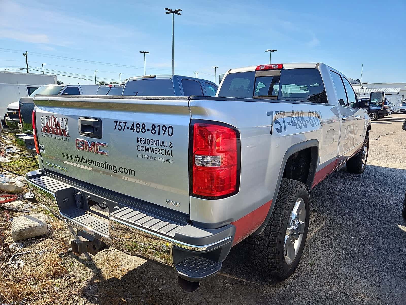 Used 2016 GMC Sierra 2500 SLT w/ Duramax Plus Package AWD/4WD image 3