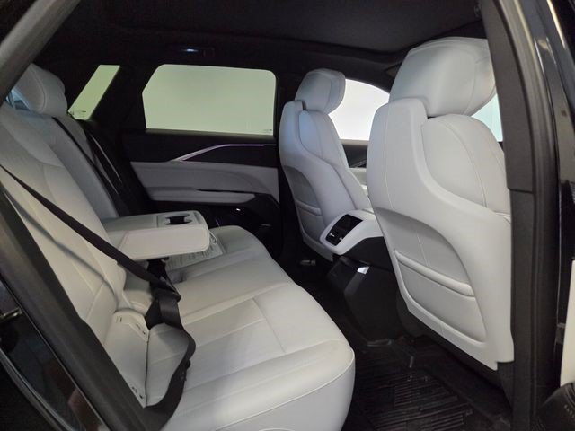 Certified 2024 Cadillac Lyriq Luxury RWD image 17