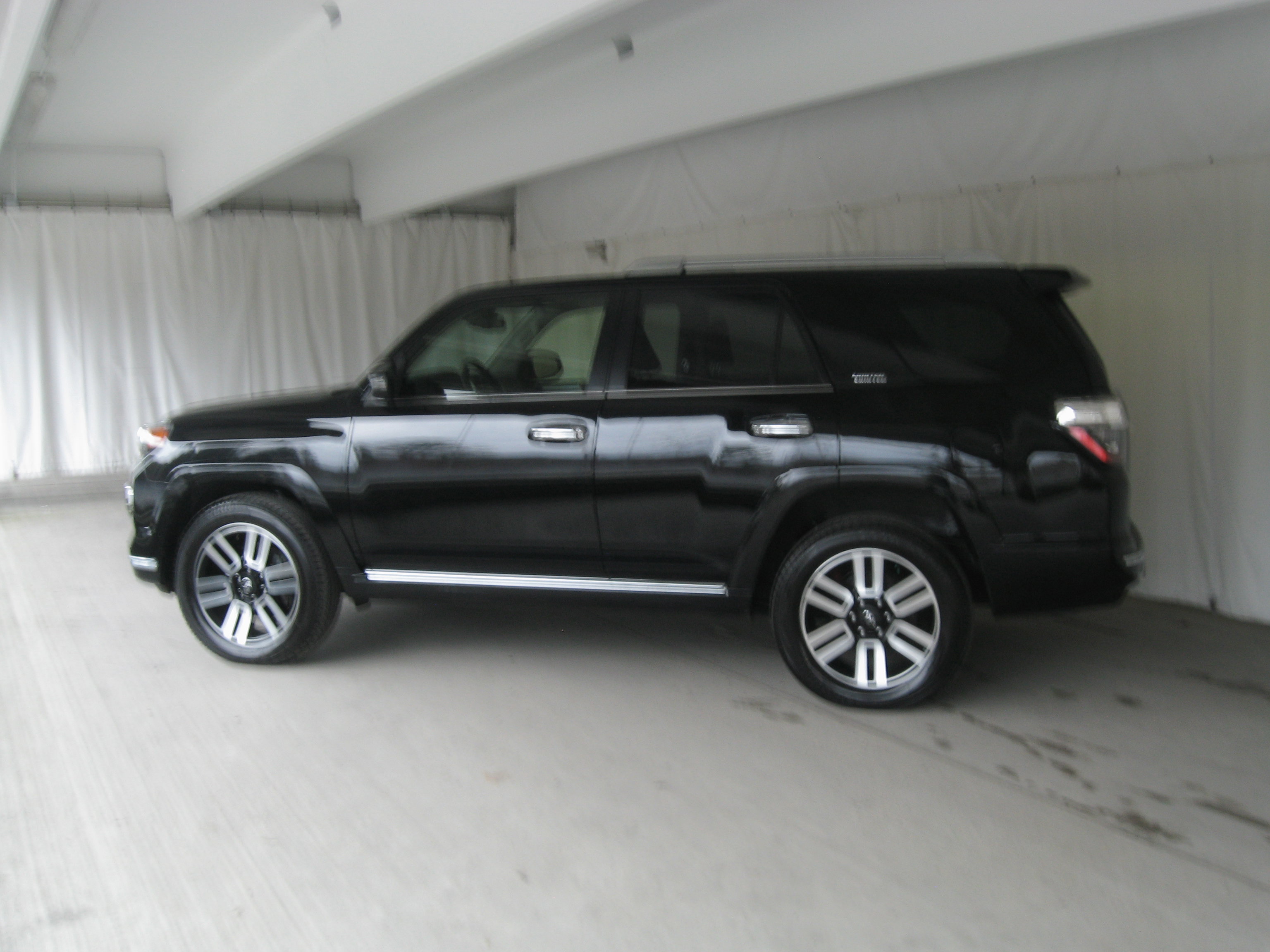 Used 2024 Toyota 4Runner Limited image 25