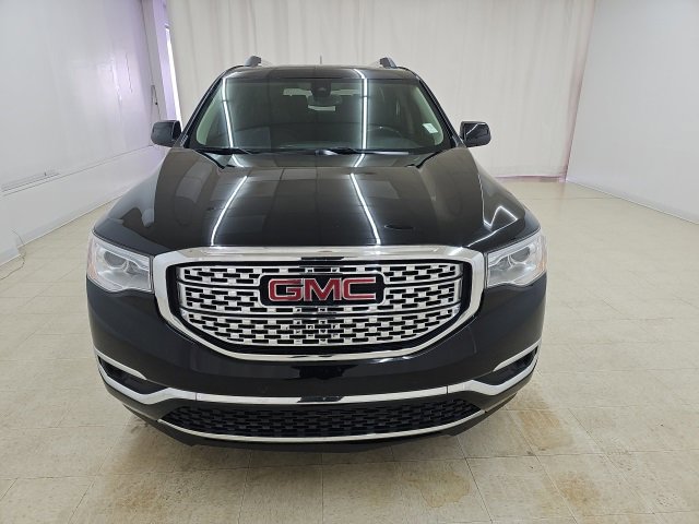 Used 2018 GMC Acadia Denali image 16