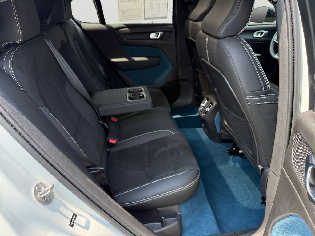 Certified 2023 Volvo C40 P8 Recharge Plus AWD/4WD image 11