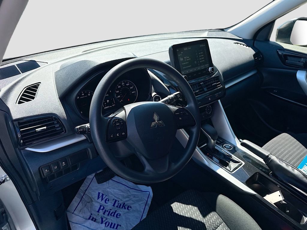 Used 2024 Mitsubishi Eclipse Cross LE image 9
