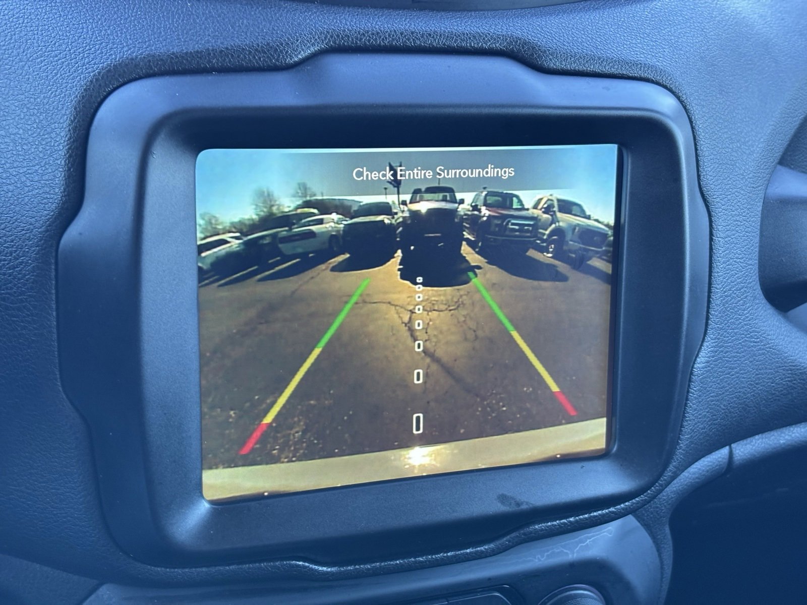 Used 2022 Jeep Renegade Latitude w/ Convenience Group image 6