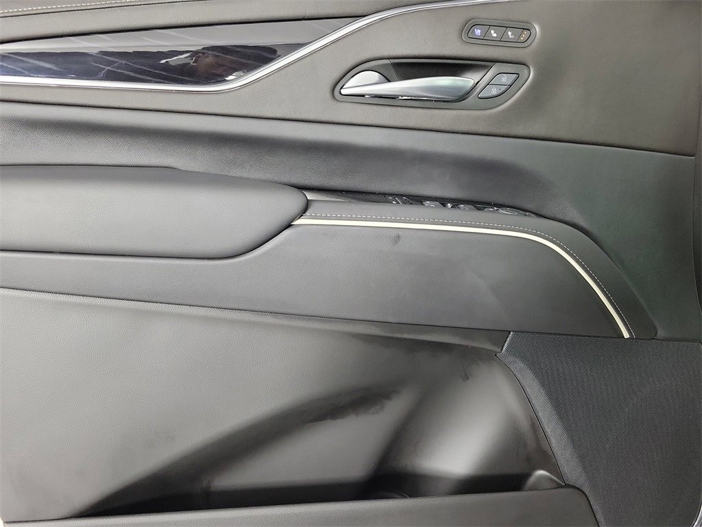 Certified 2024 Cadillac Escalade Sport w/ LPO, ONYX Package image 20