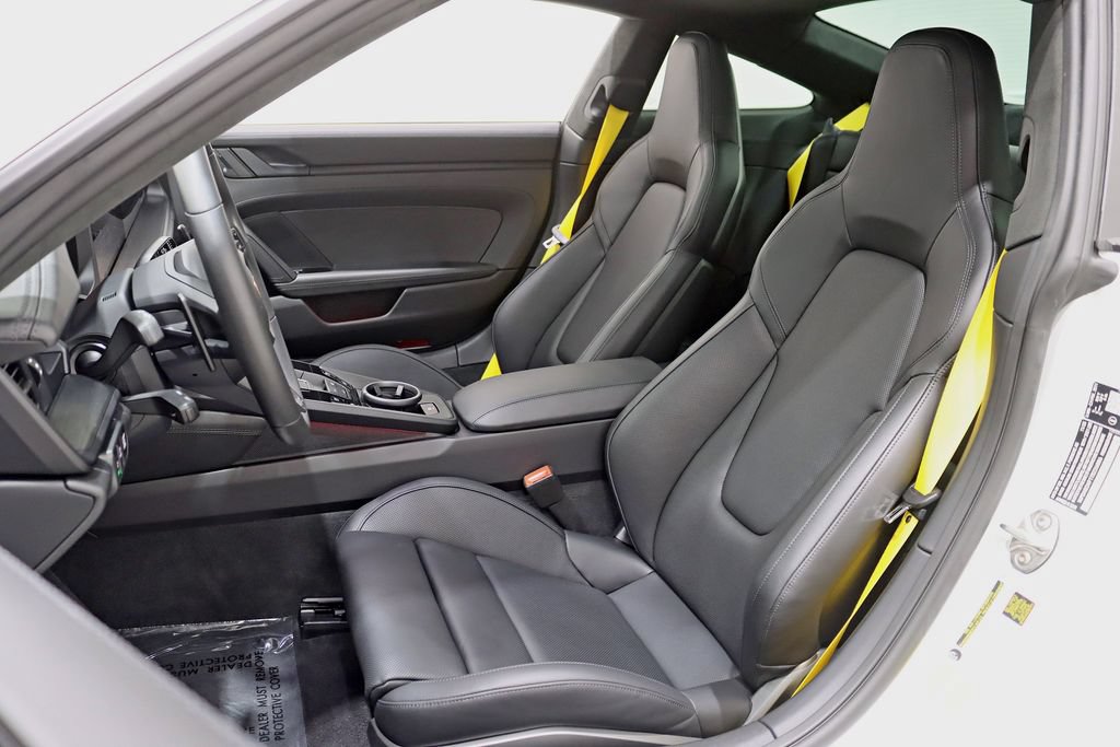 Used 2026 Porsche 911 GTS image 33