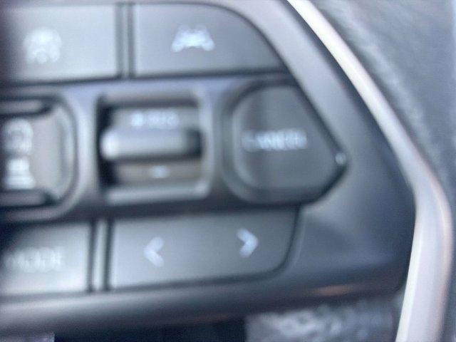 Used 2025 Toyota Tacoma TRD Sport AWD/4WD image 18