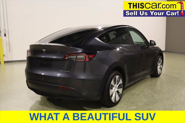 Used 2024 Tesla Model Y Long Range AWD/4WD image 7