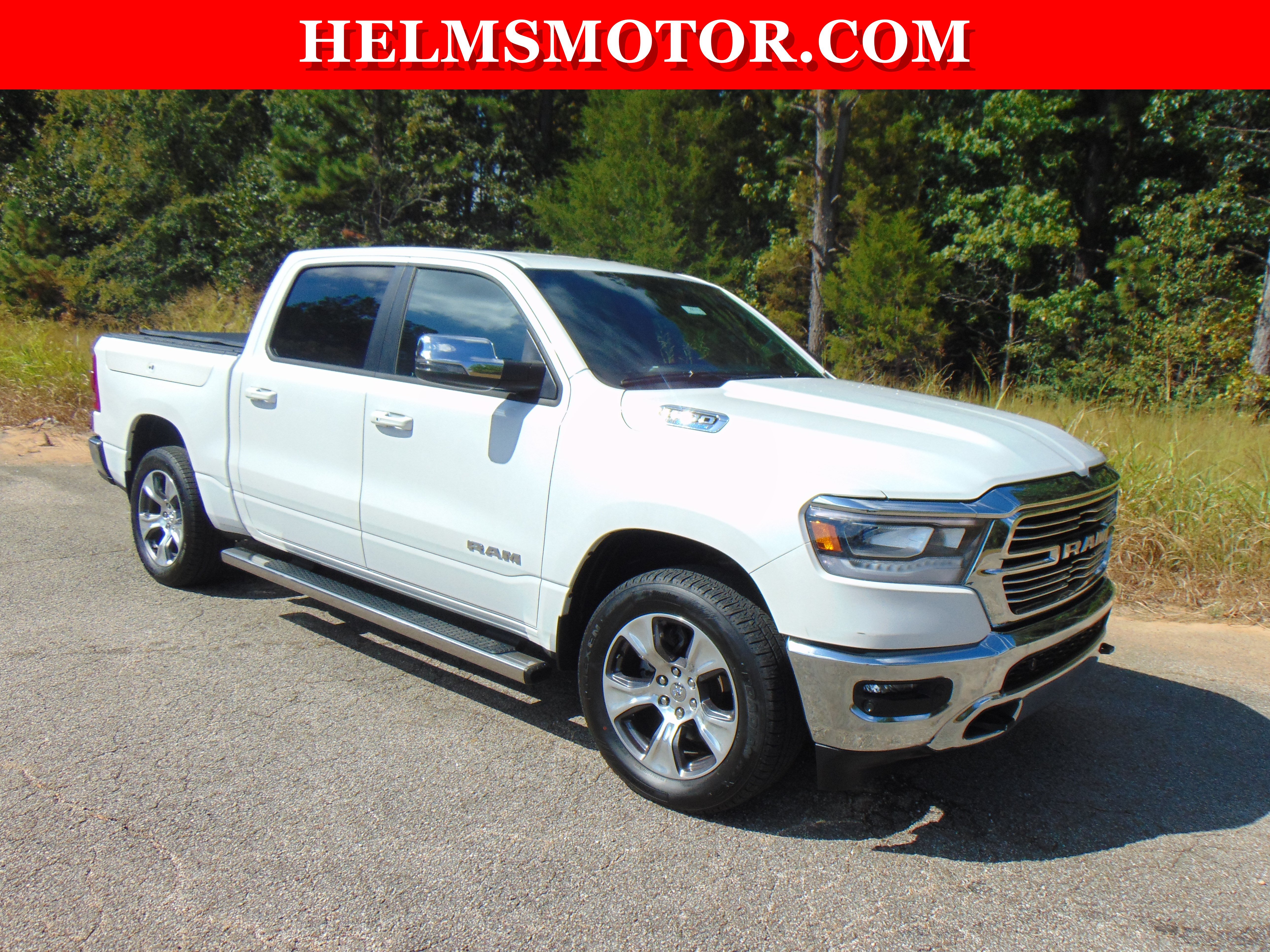 Used 2024 RAM 1500 Laramie AWD/4WD image 16