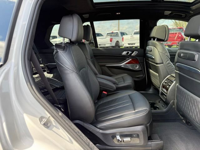 Used 2024 BMW ALPINA XB7 image 25