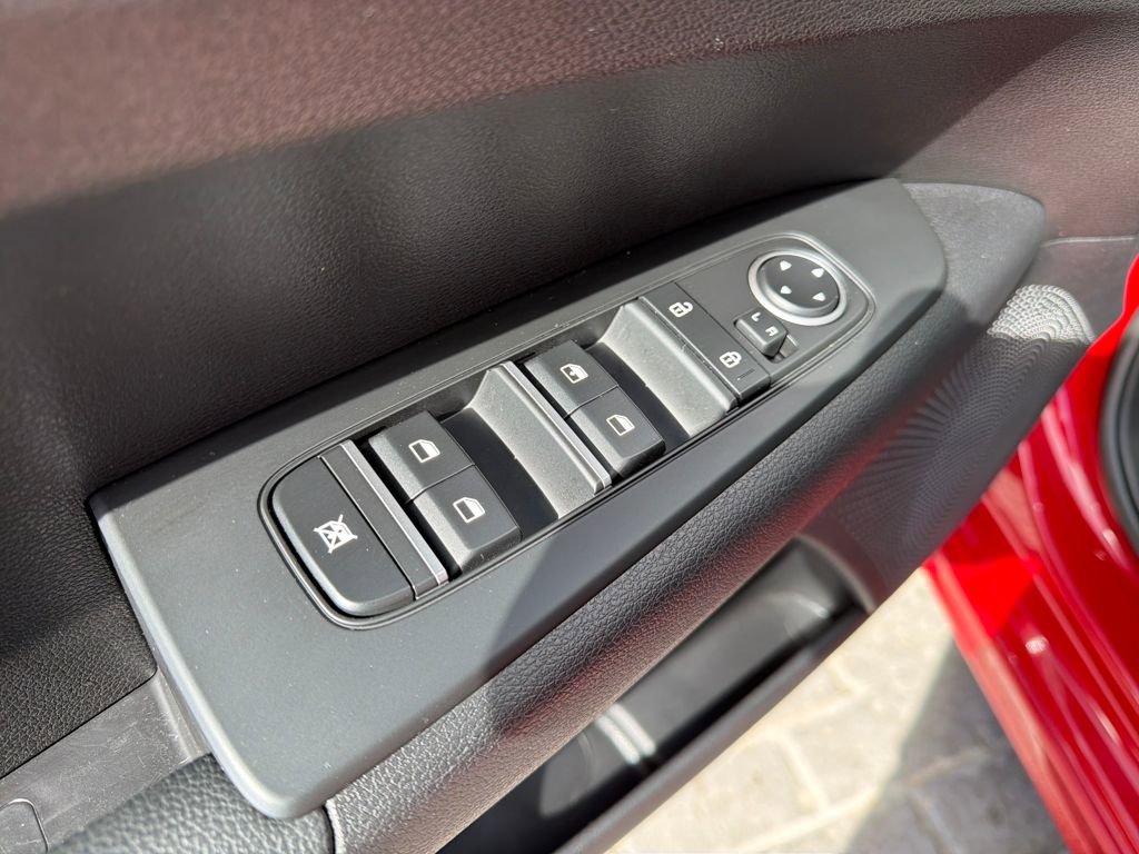 Used 2024 Kia Forte LXS image 11