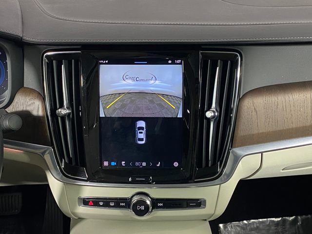 Used 2022 Volvo S90 B6 Inscription w/ Advanced Package image 22