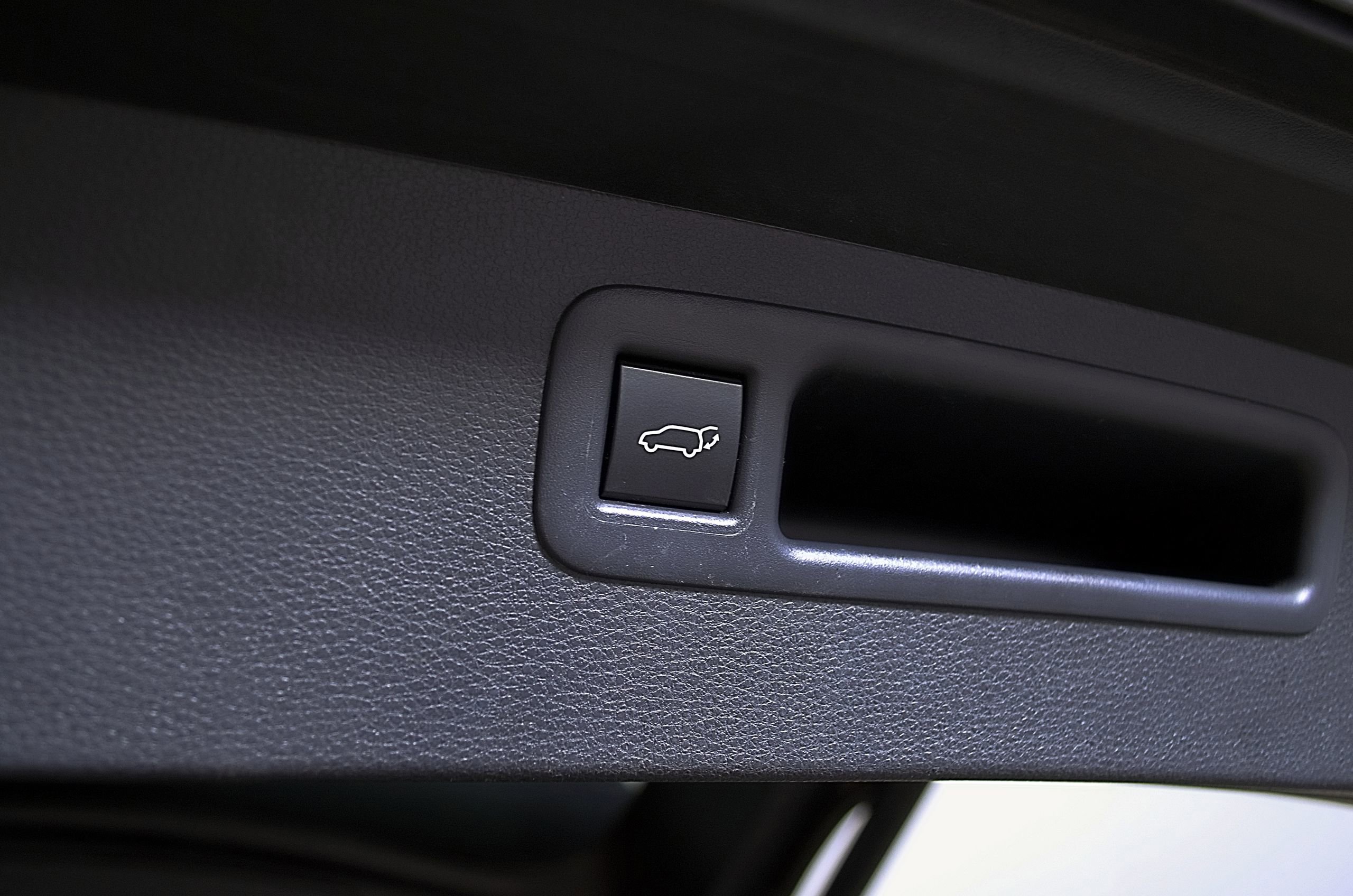 Used 2023 Toyota Highlander XLE image 12