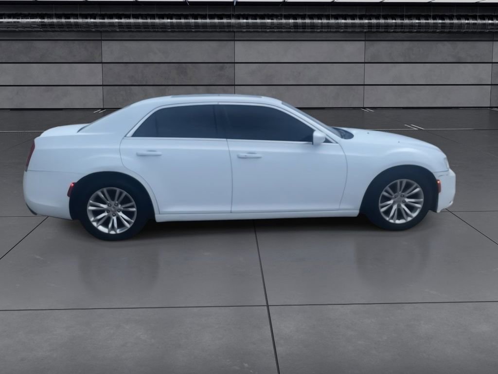 Used 2017 Chrysler 300 Limited w/ Value Package image 9